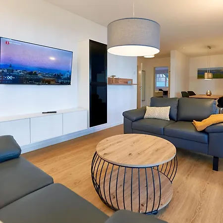 Beatrice - 01 * Binz